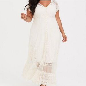 Torrid Ivory Lace Buttonfront Maxi Dress 2